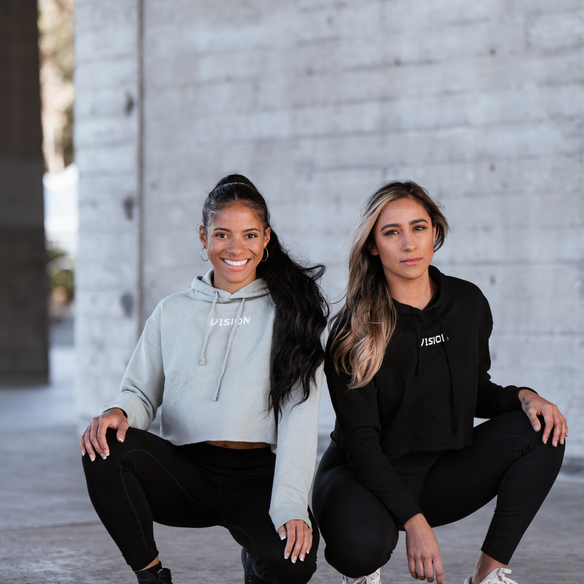 Signature V1SION Lightweight Cropped Hoodie &quot;Black&quot;