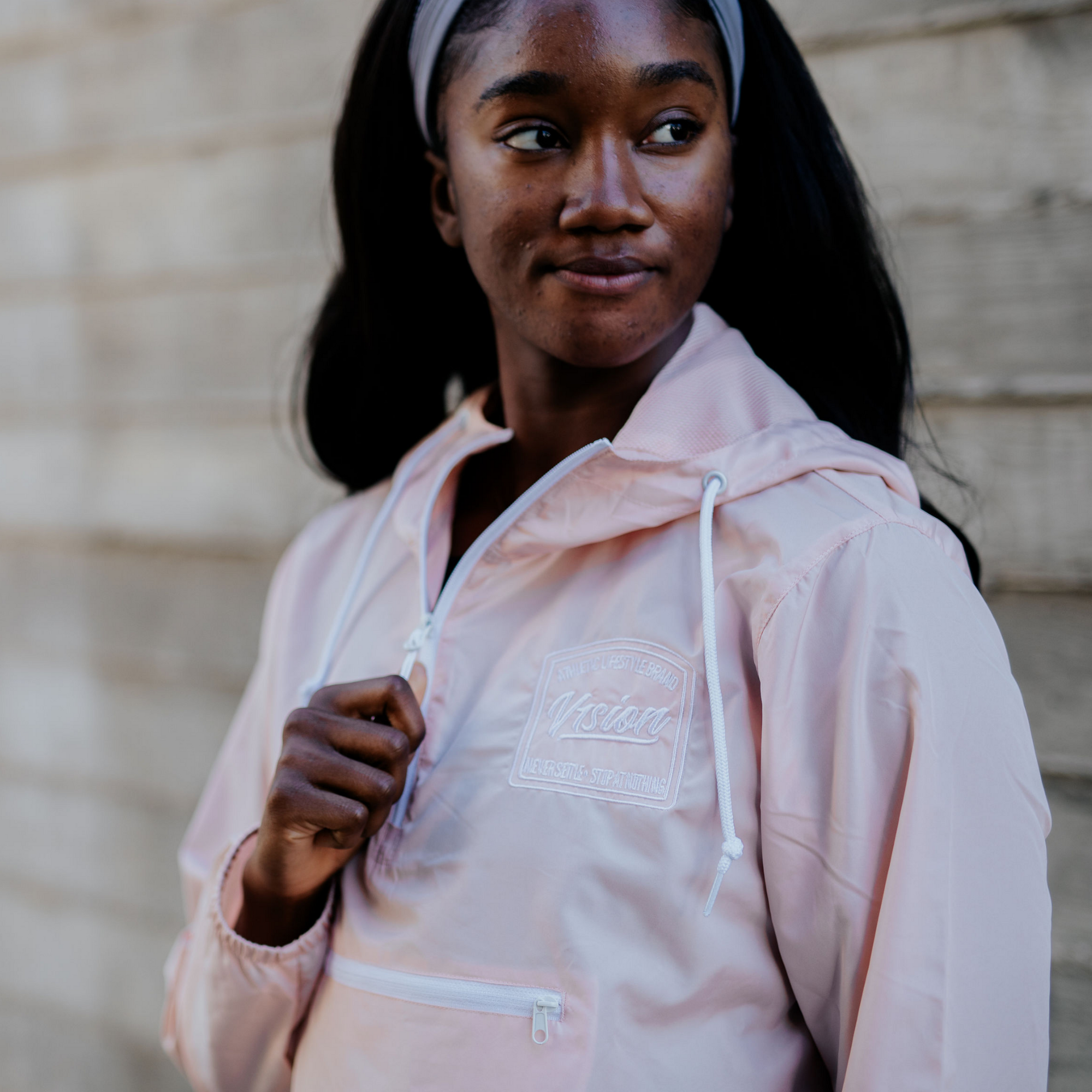 Lightweight Pullover Cropped Windbreaker - V1SION Athletic Lifestyle