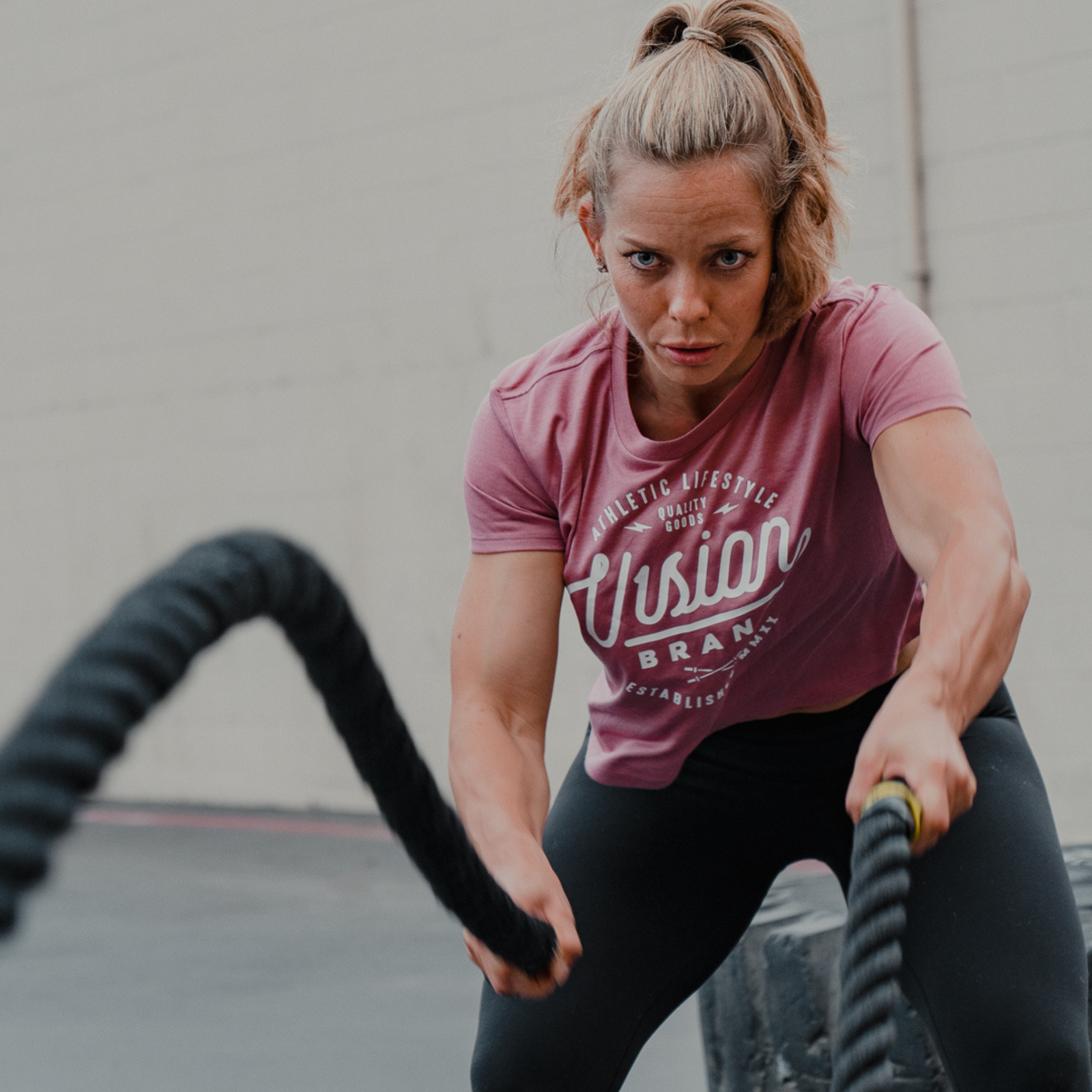 V1SION Barbell Logo Crop Top - V1SION Athletic Lifestyle